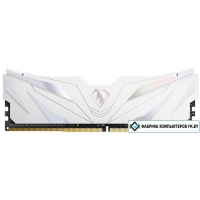 Оперативная память Netac Shadow II White 8ГБ DDR4 3200МГц NTSWD4P32SP-08W