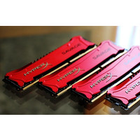 Оперативная память Kingston HyperX Savage 4GB DDR3 PC3-17000 (HX321C11SR/4)