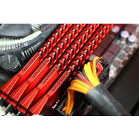 Оперативная память Kingston HyperX Savage 4x8GB KIT DDR3 PC3-14900 (HX318C9SRK4/32)