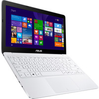 Ноутбук ASUS EeeBook X205TA-FD005BS