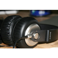 Наушники Sony MDR-XB500