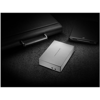 Внешний жесткий диск LaCie Porsche Design Desktop 3TB [STEW3000400]