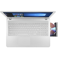 Ноутбук ASUS X540LA-DM421D