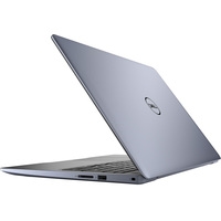 Ноутбук Dell Inspiron 15 5570-7789
