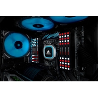 Оперативная память Corsair Dominator Platinum RGB 2x8GB DDR4 PC4-28800 CMT16GX4M2C3600C18