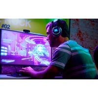 Наушники JBL Quantum 800
