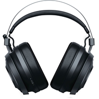 Наушники Razer Nari Essential