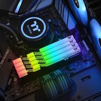 Оперативная память Thermaltake ToughRam RGB 2x16GB DDR4 PC4-28800 R009D416GX2-3600C18A