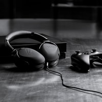 Наушники ASUS ROG Strix Go 2.4