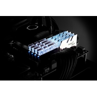 Оперативная память G.Skill Trident Z Royal 2x16GB PC4-28800 F4-3600C14D-32GTRSA
