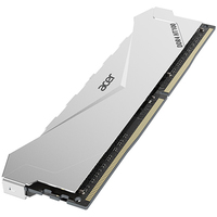 Оперативная память Acer HT100 16ГБ DDR4 3200МГц BL.9BWWA.242