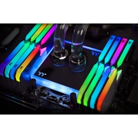 Оперативная память Thermaltake ToughRam XG RGB 2x8ГБ DDR4 4000 МГц R016D408GX2-4000C19A