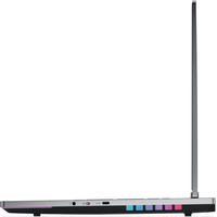Игровой ноутбук Lenovo Legion 7 16IAX7 82TD0009RK