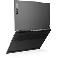 Игровой ноутбук Lenovo Legion S7 16IAH7 82TF008TRK