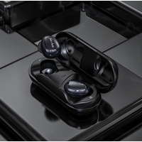 Наушники Jade Audio EW1
