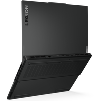 Игровой ноутбук Lenovo Legion Pro 5 16IRX8 82WK003VRK