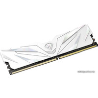 Оперативная память Netac Shadow II 2x8ГБ DDR5 4800 МГц NTSWD5P48DP-16W
