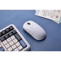 Игровая мышь MCHOSE A5 V2 Ultra Lightweight Wireless (белый) Игровая мышь MCHOSE A5 V2 Ultra Lightweight Wireless (белый)